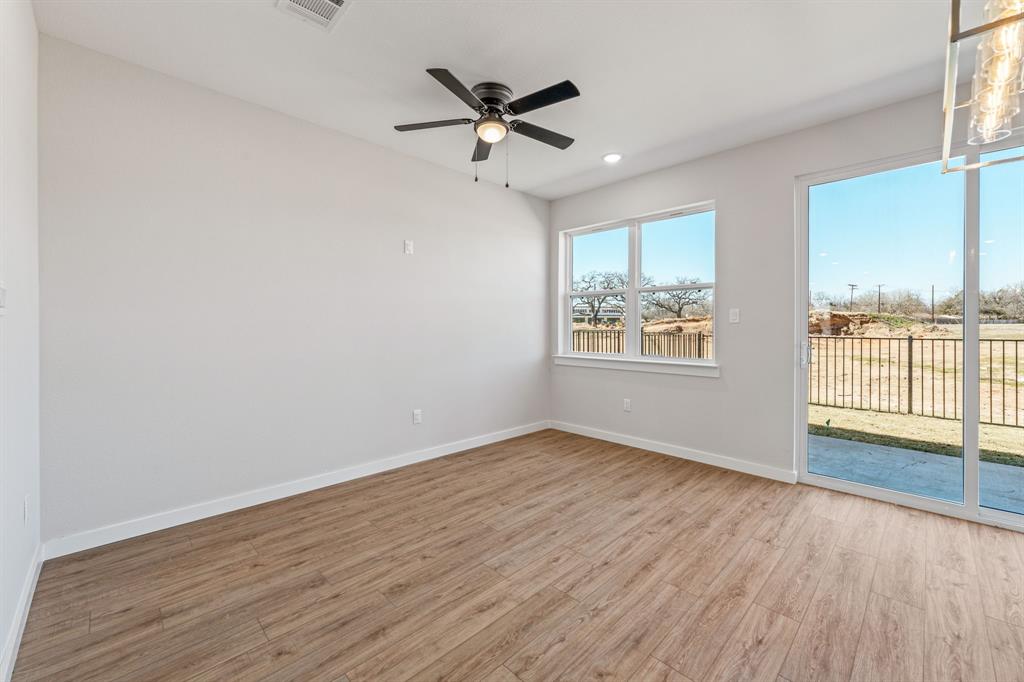 TARLETON CROSSINGS - Commercial Sale