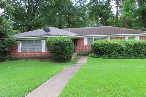 705 College Street Shreveport LA 71104