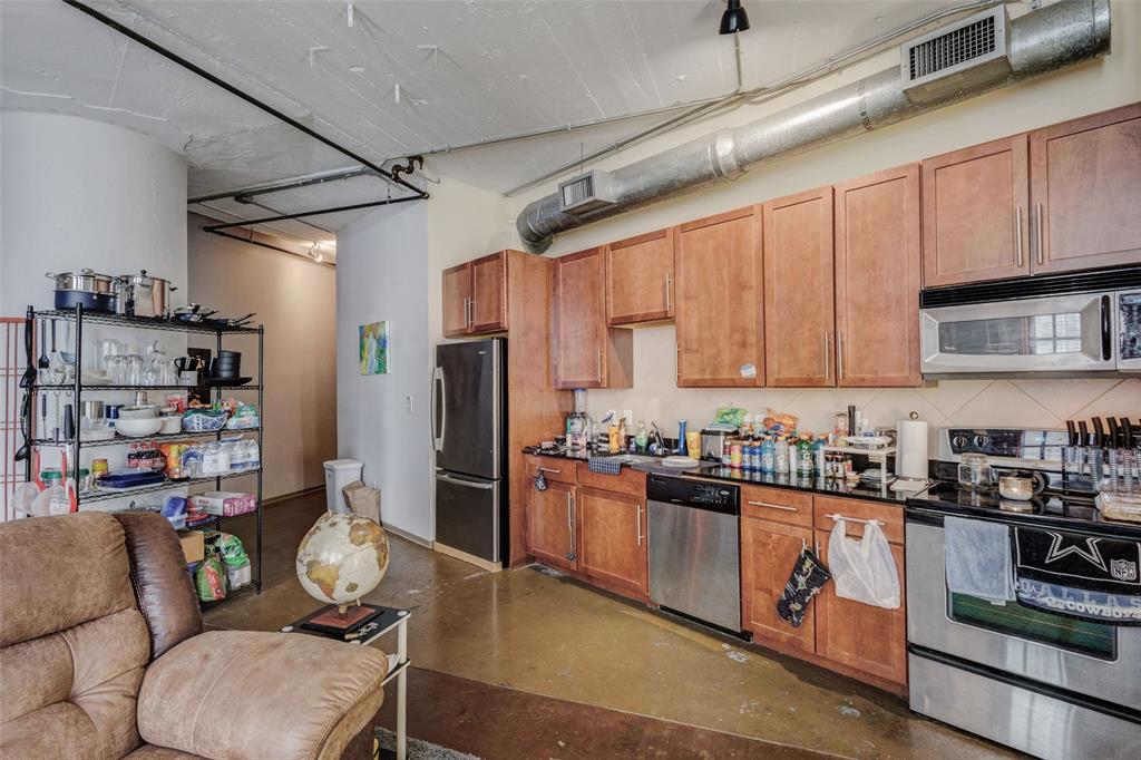 1122 Jackson Street 214