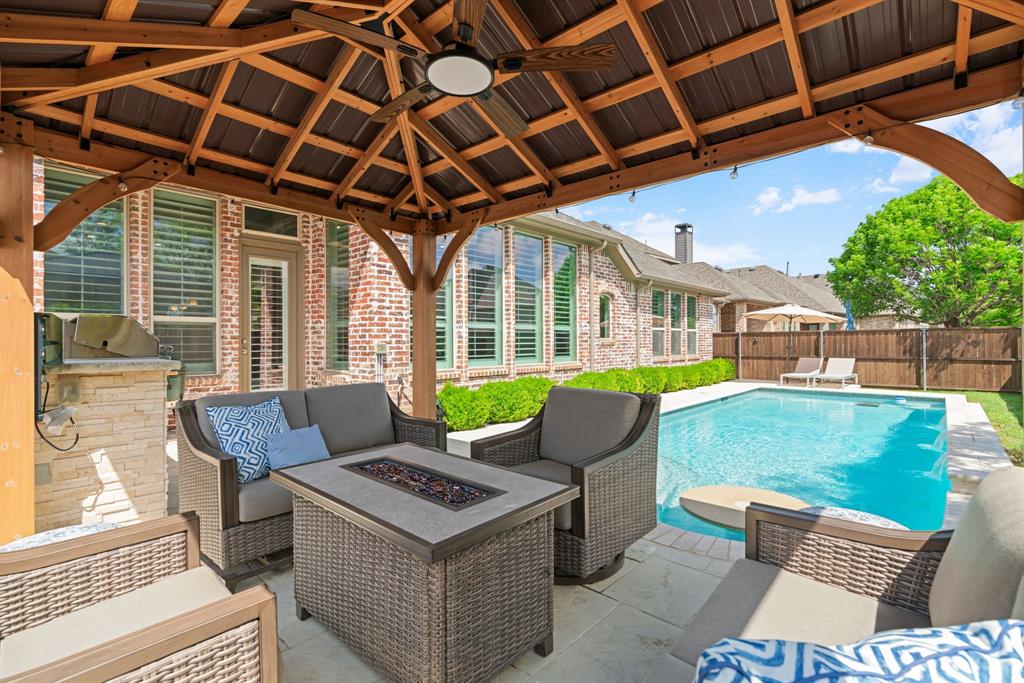 1008 Highpoint Way