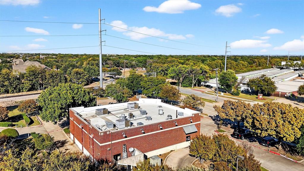 DICKEYS BLK 1 LT - Commercial Sale