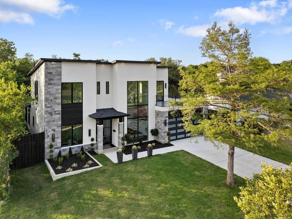 14015 Rawhide Parkway