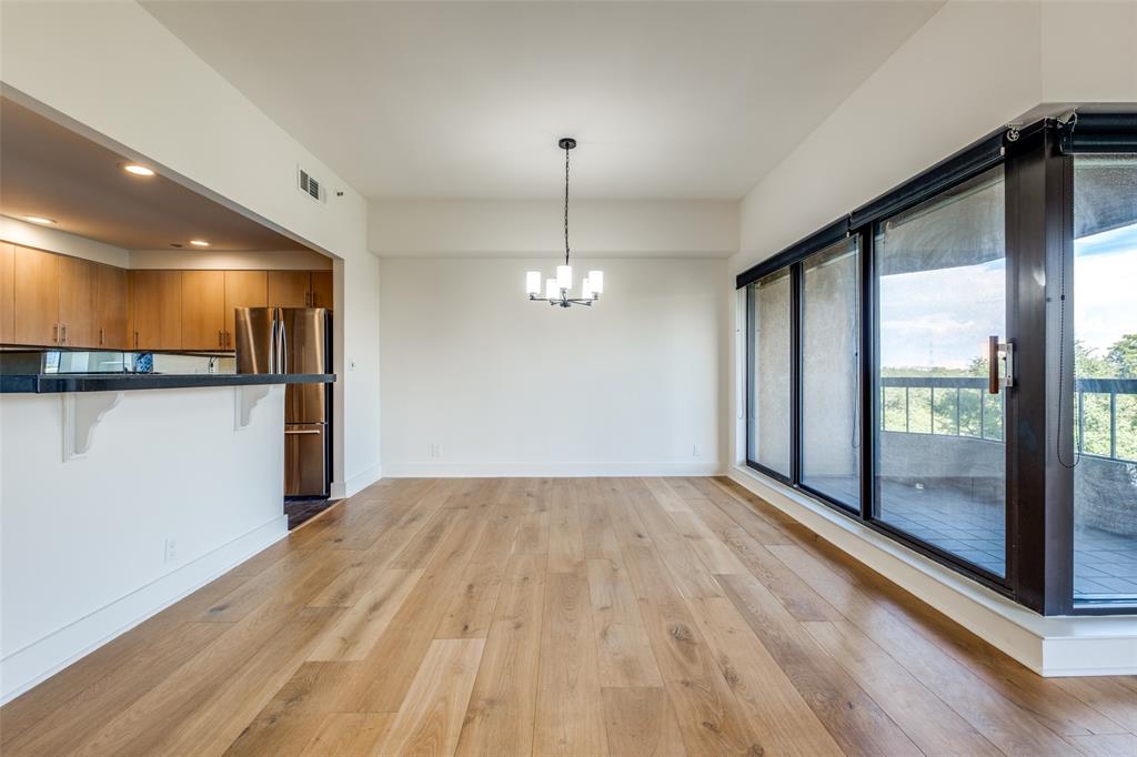 Latour Condo - Residential