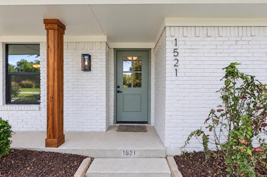 1521 Glenwick Drive