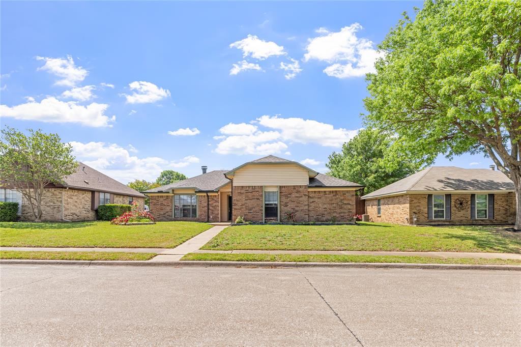 1304 Petunia Drive