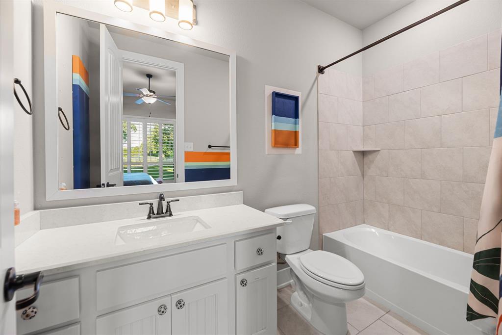 Streetman, Texas, 75859, United States, 6 Bedrooms Bedrooms, ,7 BathroomsBathrooms,Residential,Active,2052141