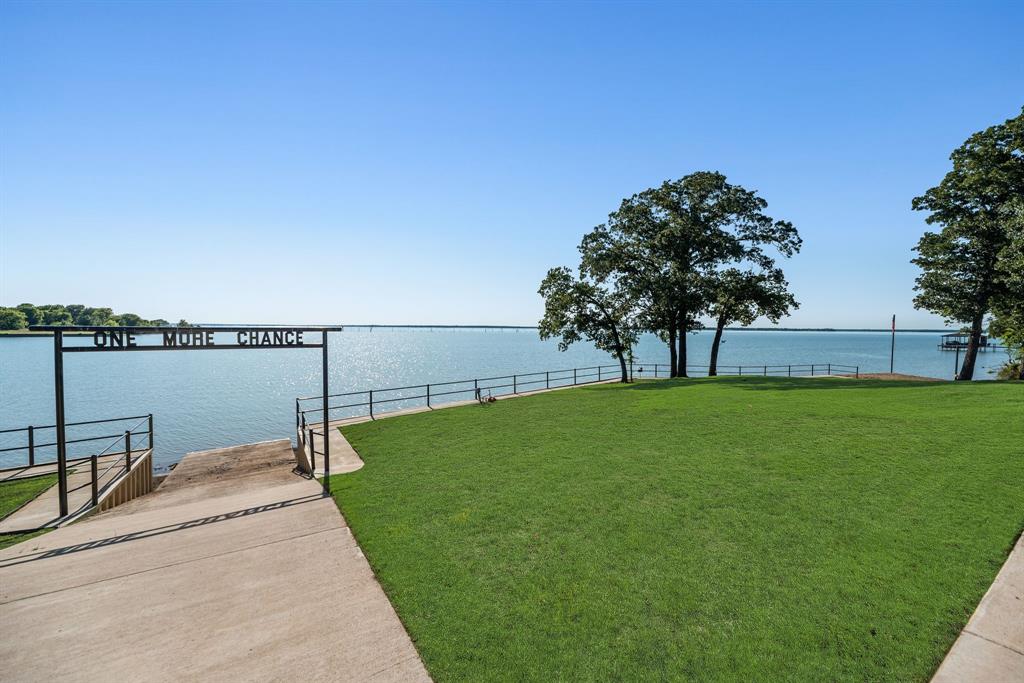 Streetman, Texas, 75859, United States, 6 Bedrooms Bedrooms, ,7 BathroomsBathrooms,Residential,Active,2052141