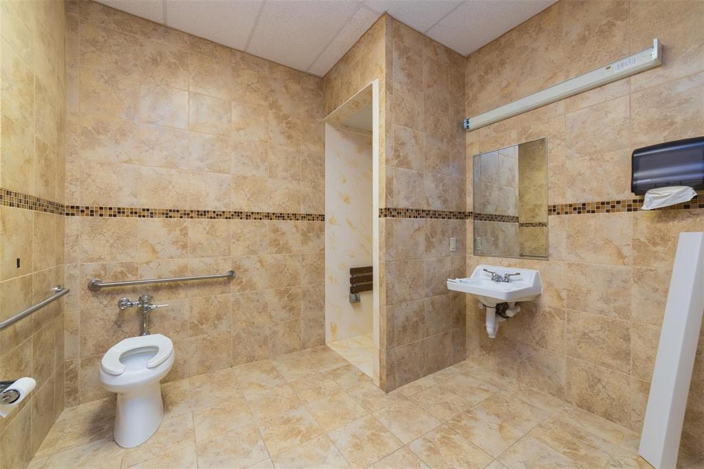 Lowe Nathan Add - Commercial Sale