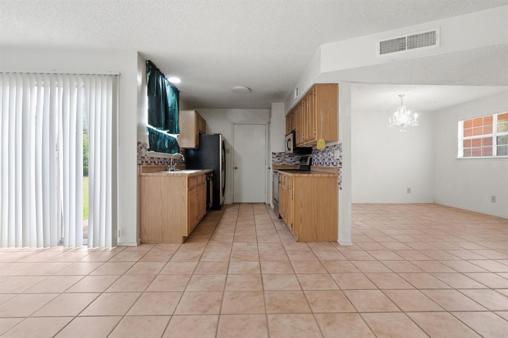 Huntington Village Add - Residential