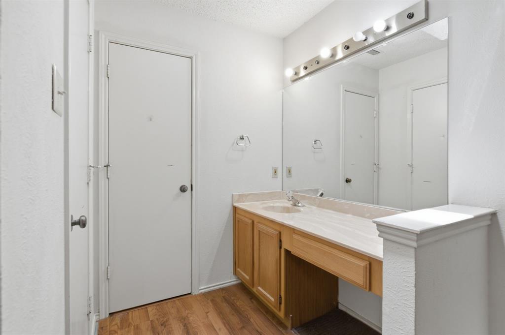 Huntington Village Add - Residential