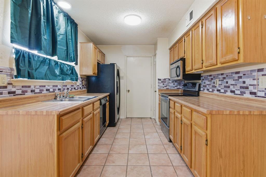 Huntington Village Add - Residential
