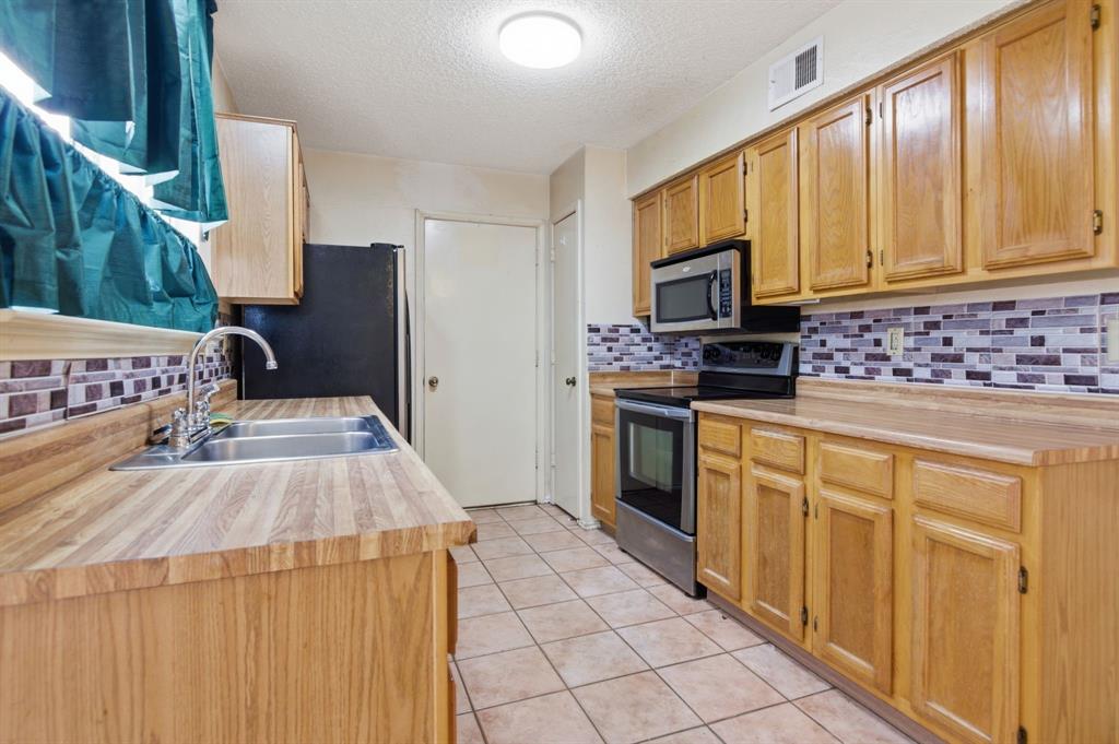 Huntington Village Add - Residential