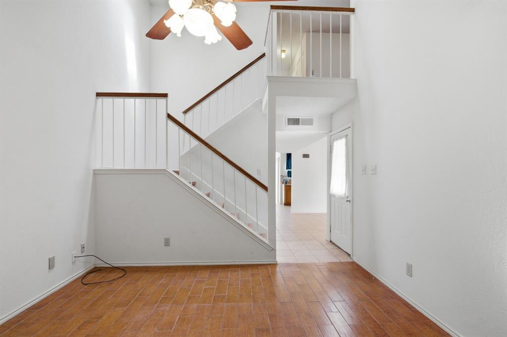 Huntington Village Add - Residential