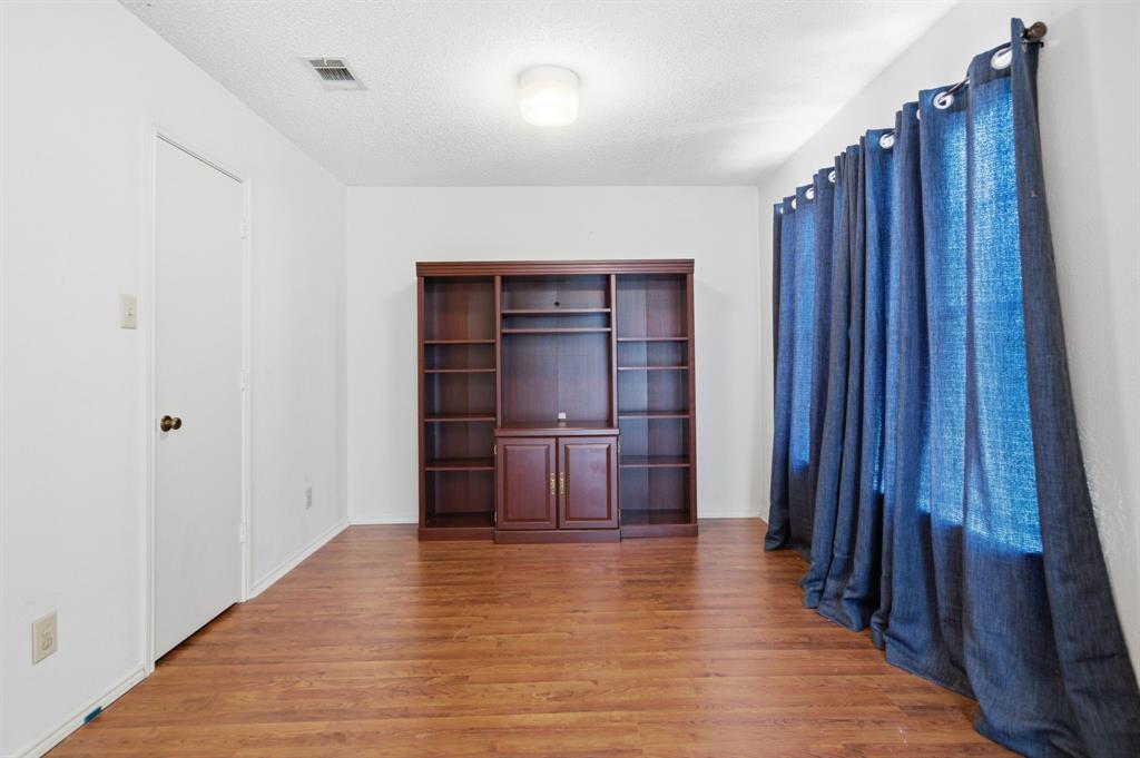 Huntington Village Add - Residential