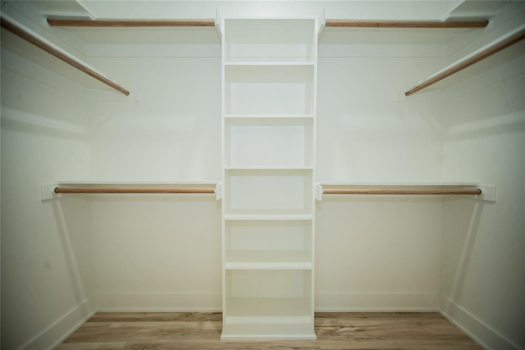 lakeview estate - Residential