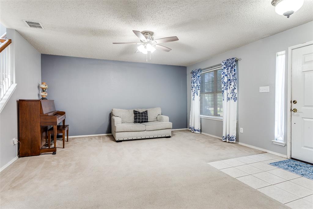 2704 Country Grove Trail