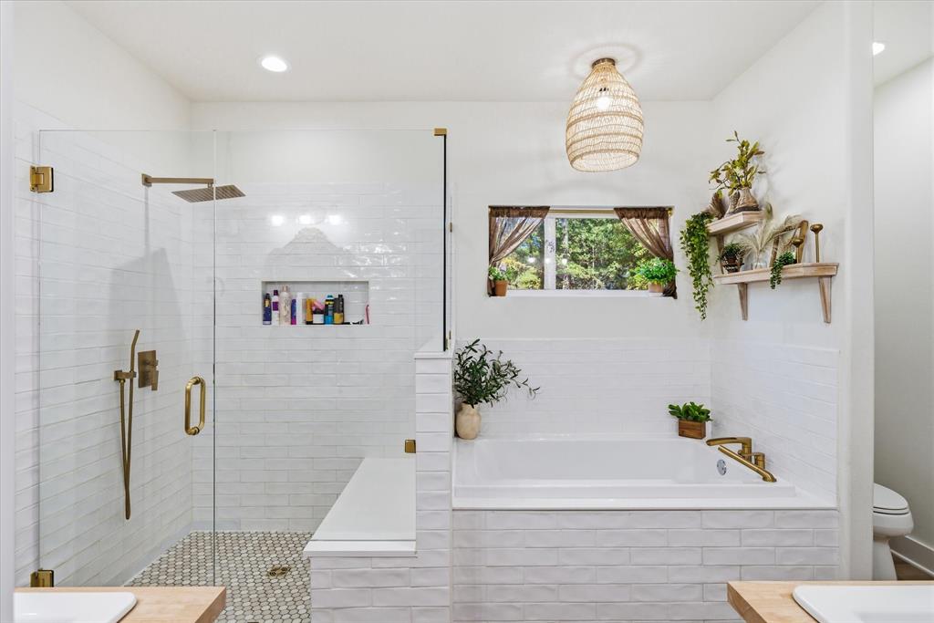 White Pines - Residential