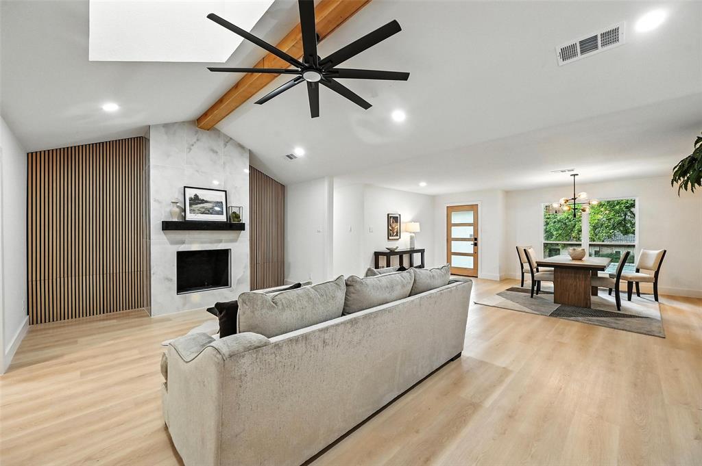2301 Wood Cliff Court