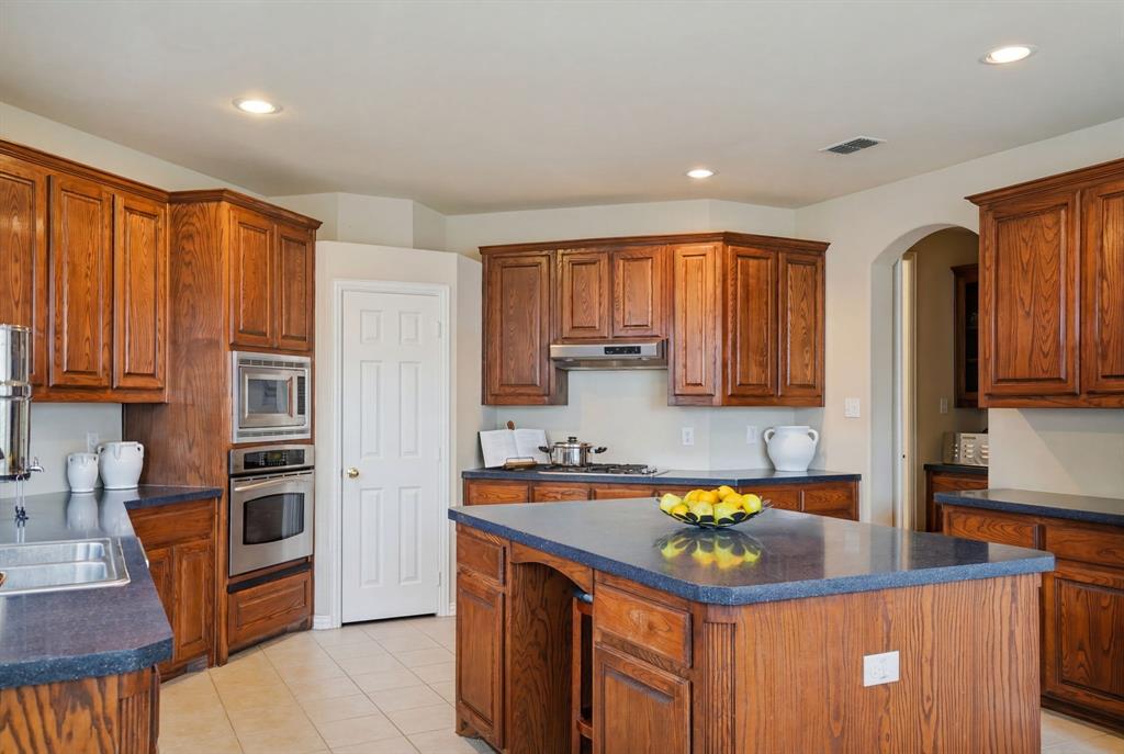 802 Shadybrook Drive