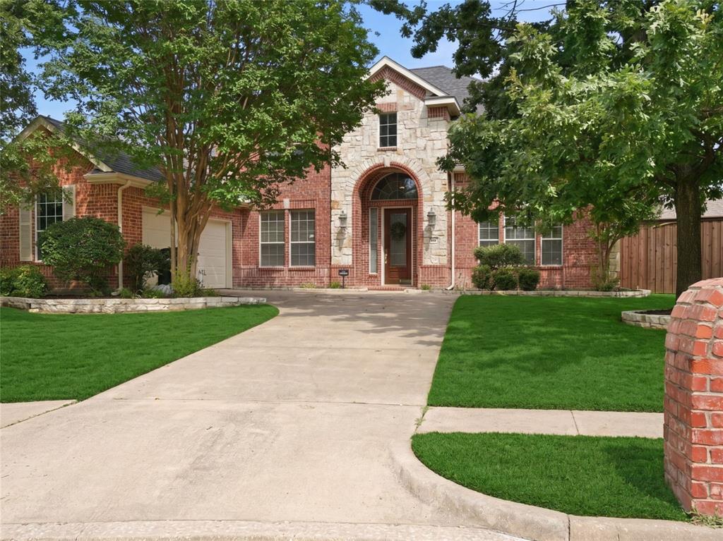 802 Shadybrook Drive
