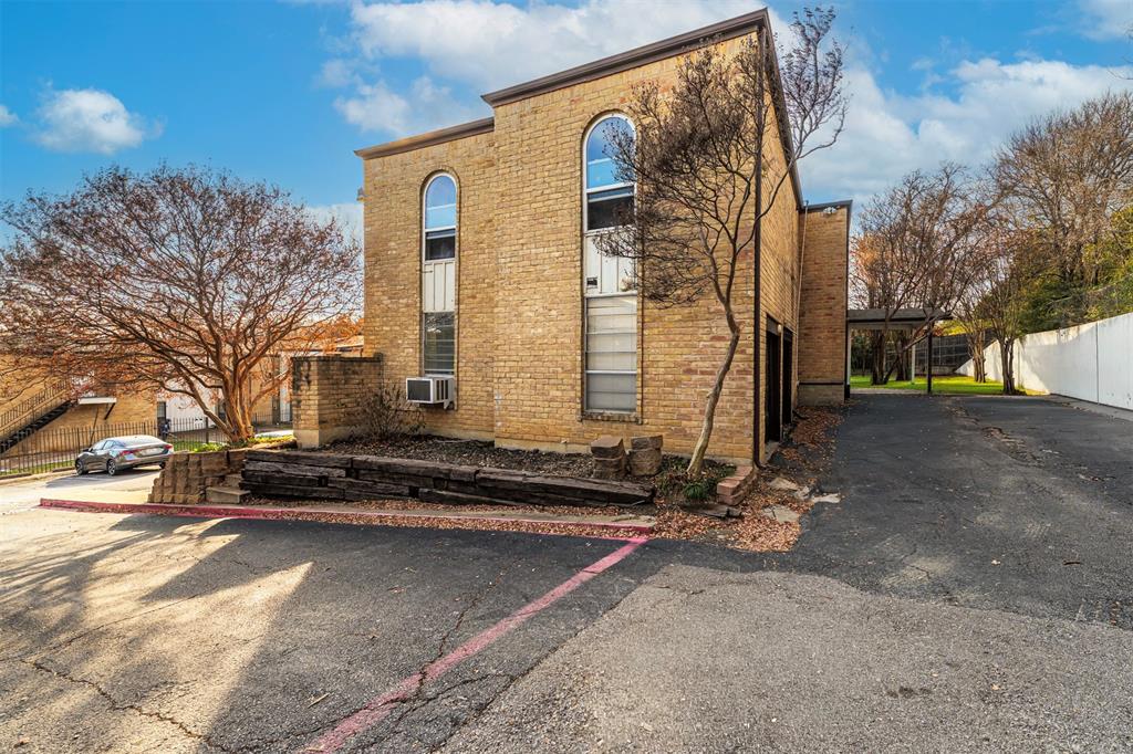 Spanish Gardens Condo - Residential