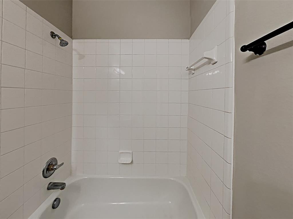 Whisperwood Estates Add - Residential Lease