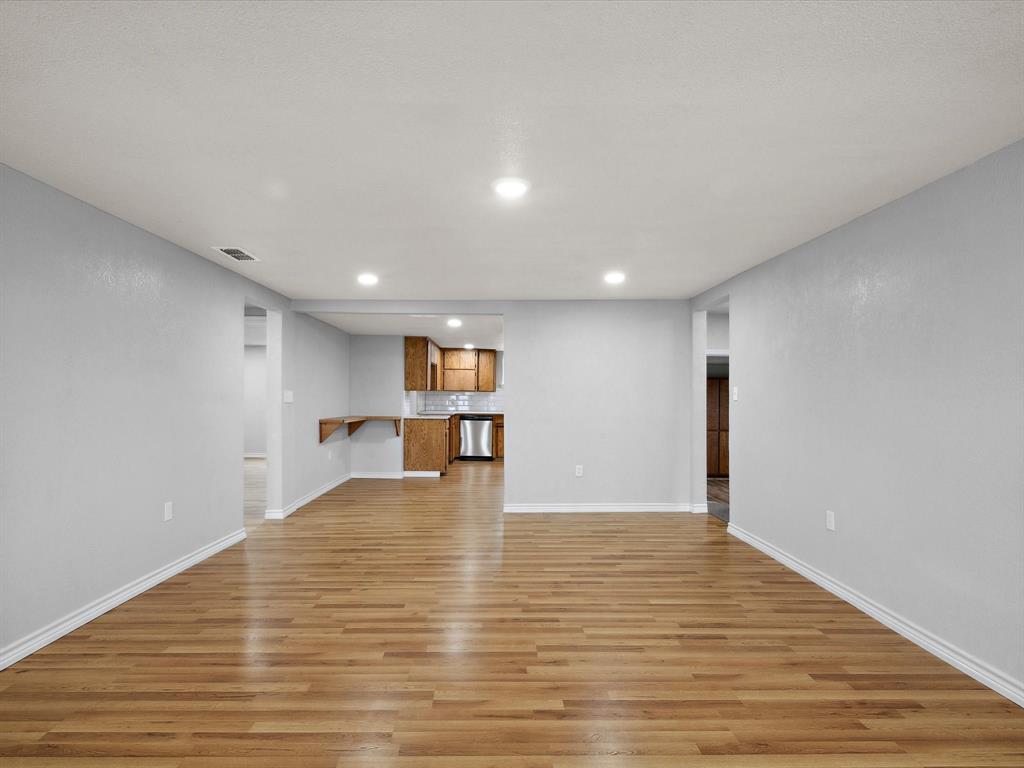 Lindsey - Residential