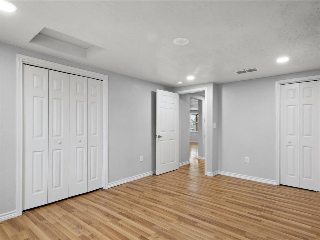 Lindsey - Residential