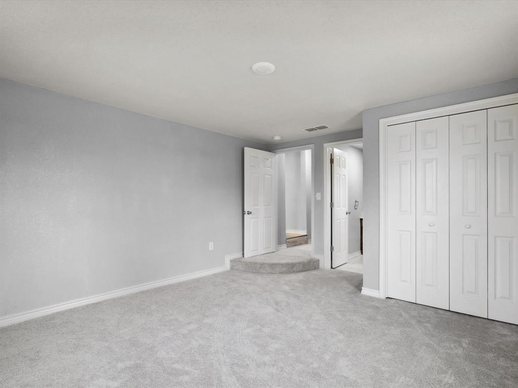 Lindsey - Residential