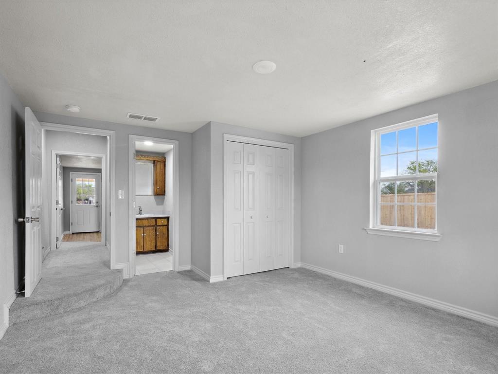 Lindsey - Residential