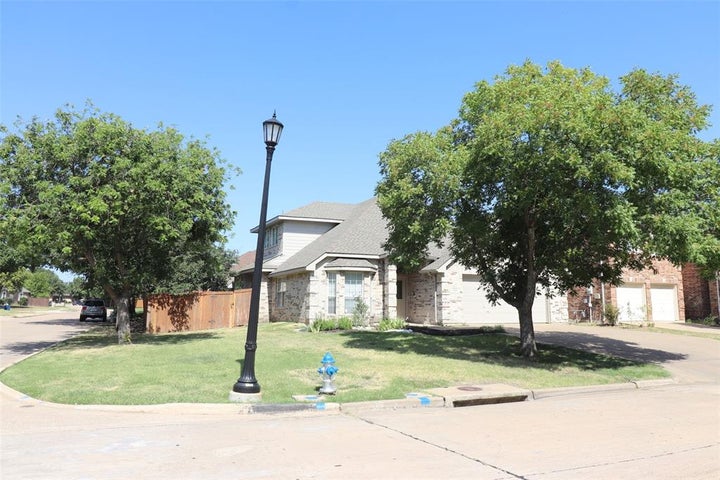 Photo 1 of 39 — 7901 Stonehaven Lane, Rowlett, TX 75089