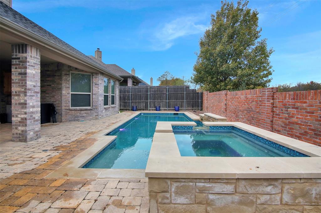5116 Grove Cove Drive