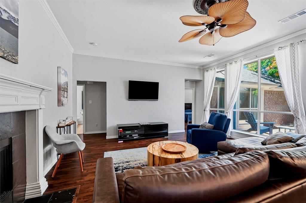 1328 Lighthouse Lane
