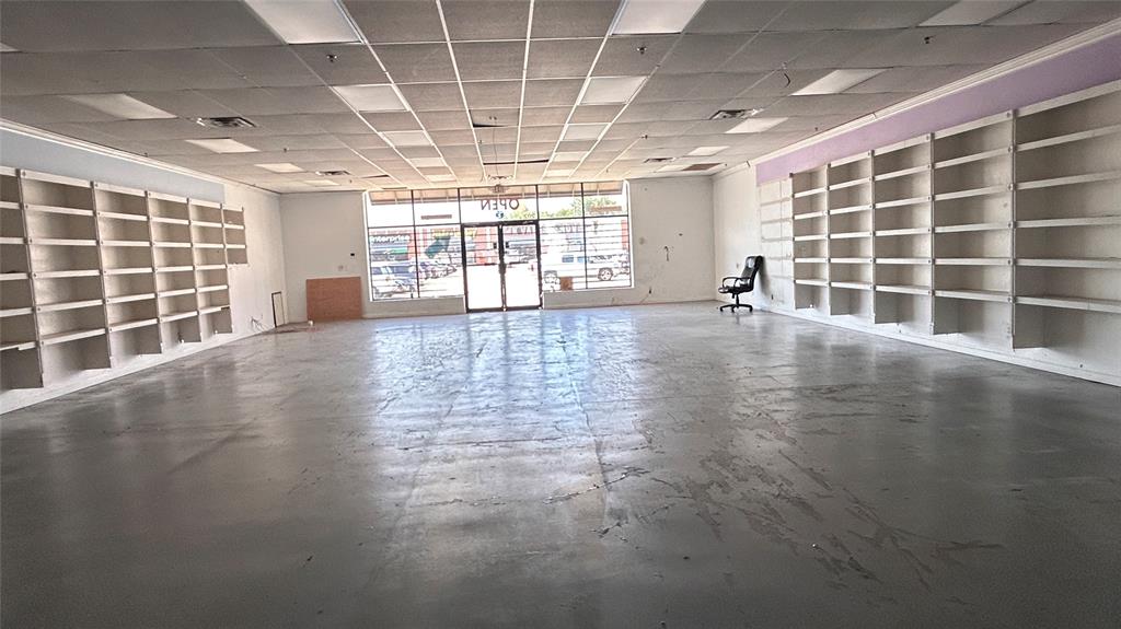 Sam Moon Center - Commercial Lease