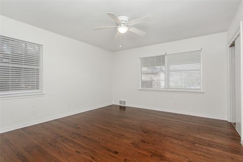 Tiny photo for 6737 Lakefair Circle, Dallas, TX 75214 (MLS # 21197903)