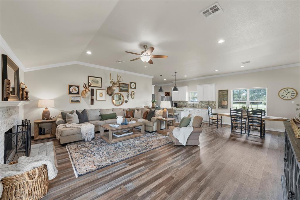 2222 Pilgrim Lane