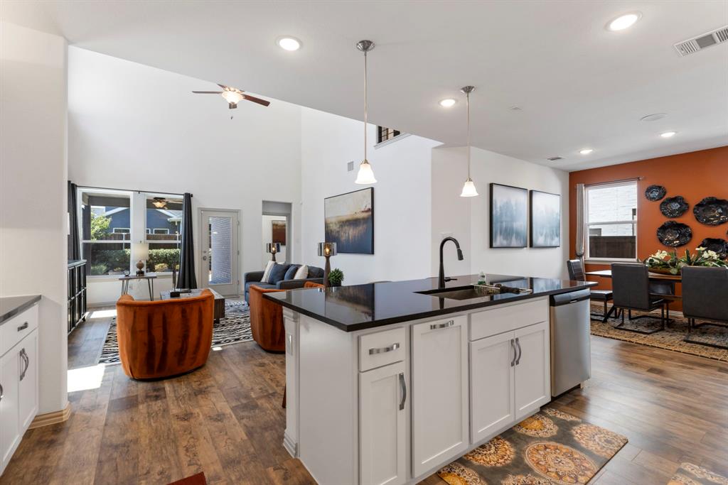 Kings Court - Residential Lease