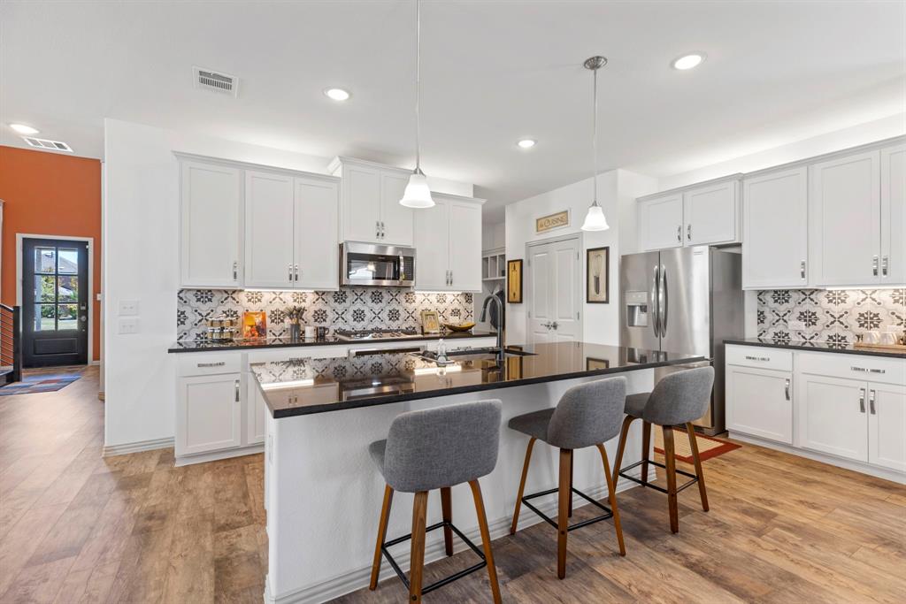 Kings Court - Residential Lease