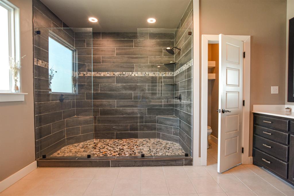 Fredas House Add - Residential