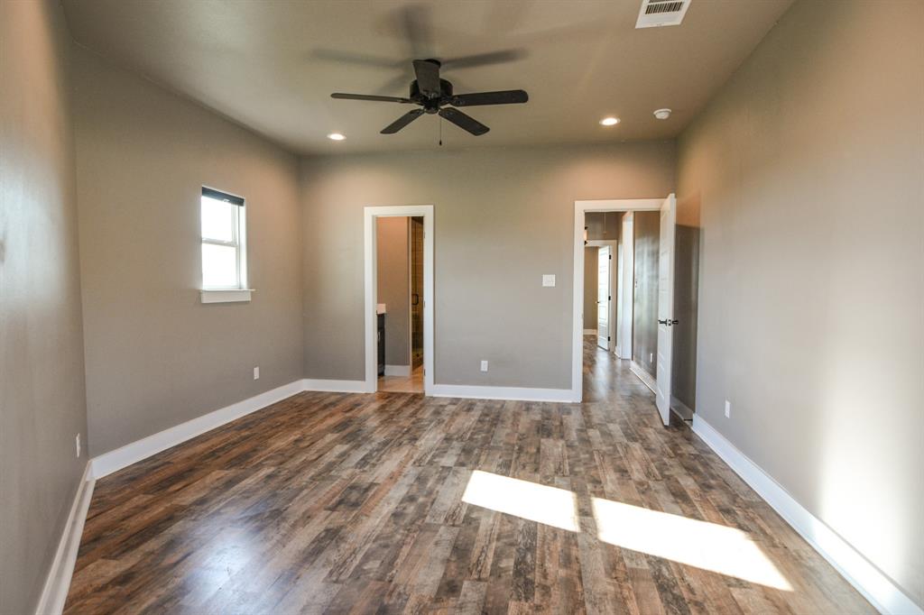 Fredas House Add - Residential