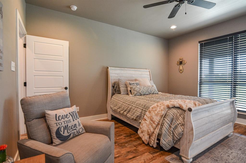 Fredas House Add - Residential