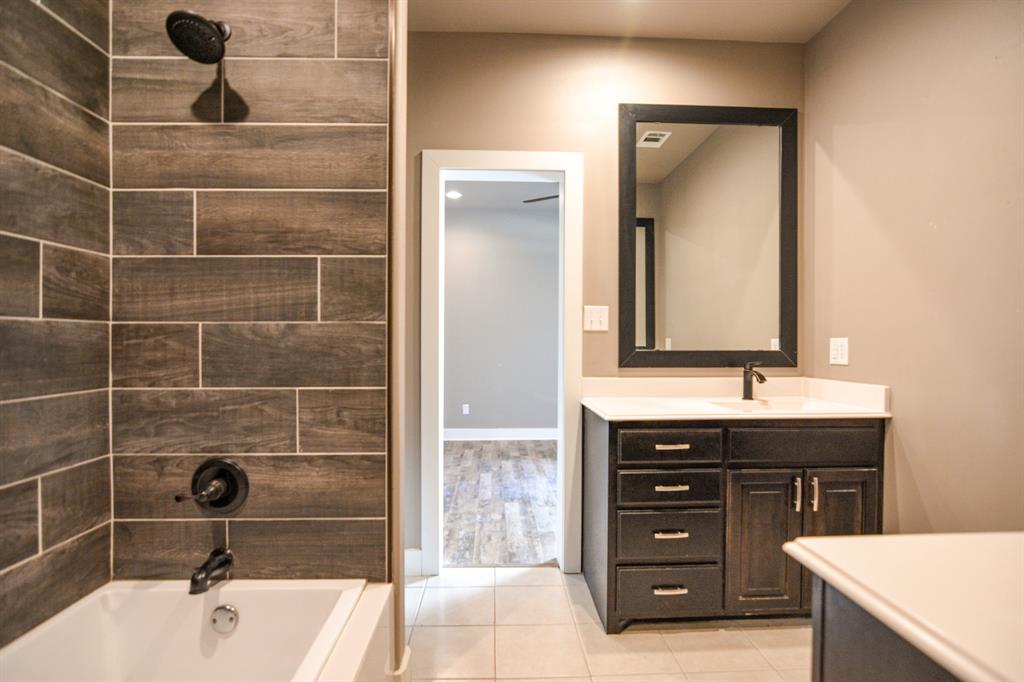 Fredas House Add - Residential