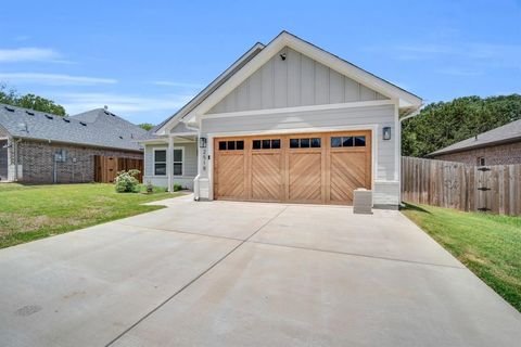 A home in Granbury