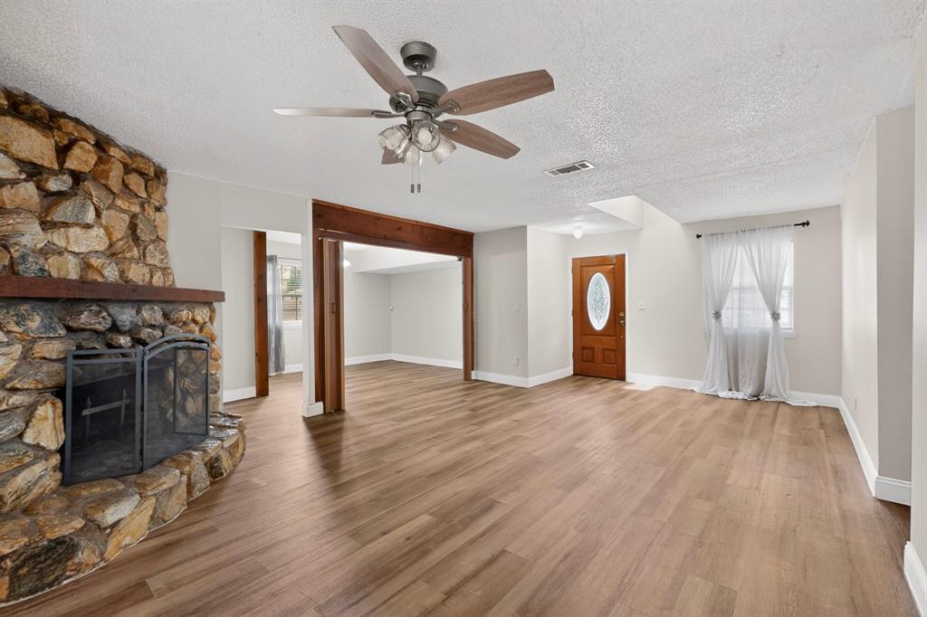 3002 Sandra Lane