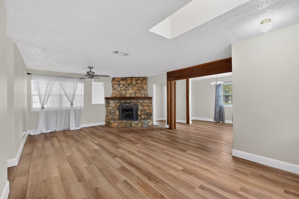 3002 Sandra Lane