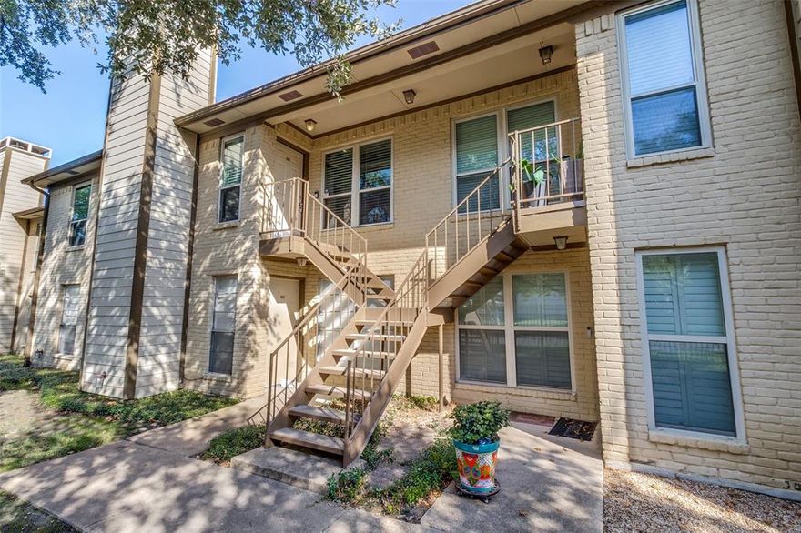 Step into this beautifully updated 2-bed, 2-bath condo tucked inside a well-maintained gated community in a prime Dallas location. New flooring and fresh paint create a bright, modern feel throughout, complemented by a great floor plan that offers comfort and functionality. The inviting eat-in kitchen provides plenty of space for daily meals, and the home includes full-size washer and dryer connections for added convenience. Enjoy two covered parking spaces and quick access to Highway 75, making commuting a breeze. You're just a short drive from downtown and minutes from top shopping, dining, and entertainment options. Move-in ready and perfectly situated—this condo has it all.