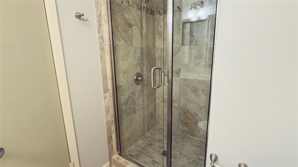 Lochwood Estates - Residential Lease