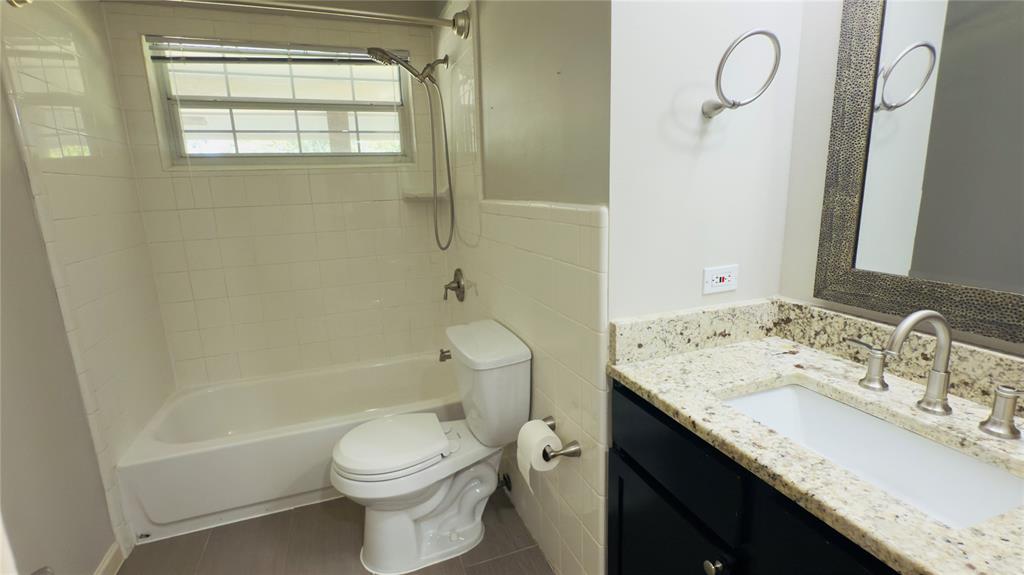 Lochwood Estates - Residential Lease