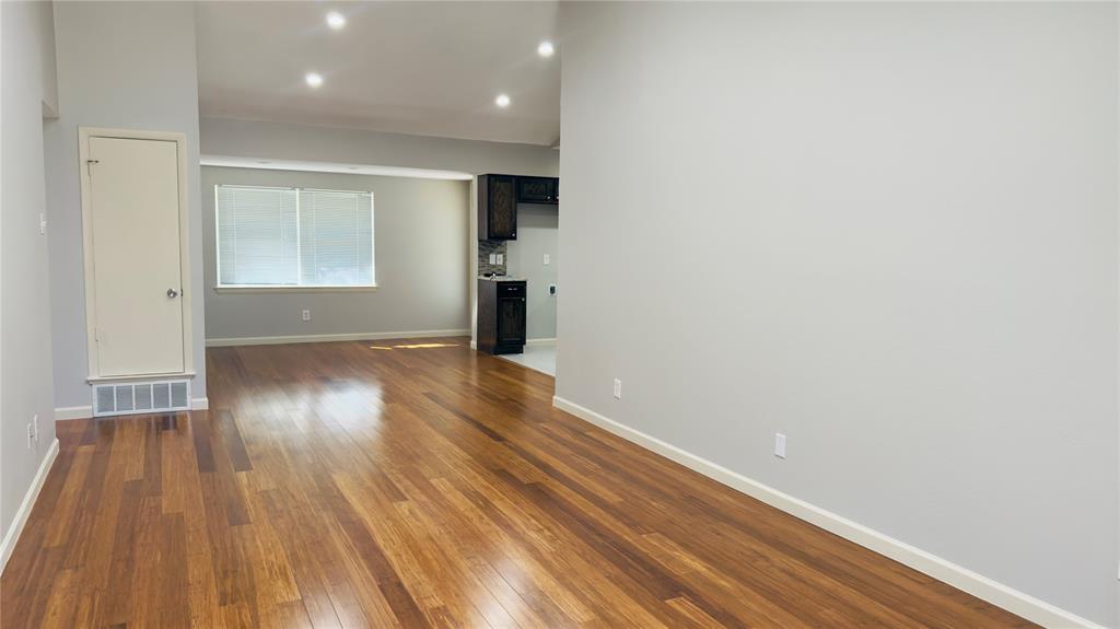 Lochwood Estates - Residential Lease