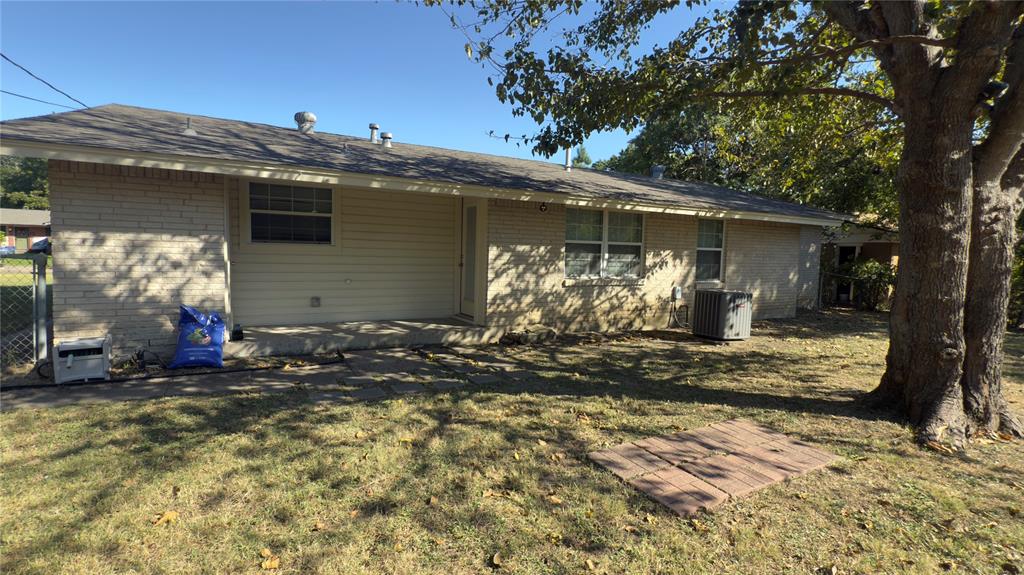 Lochwood Estates - Residential Lease